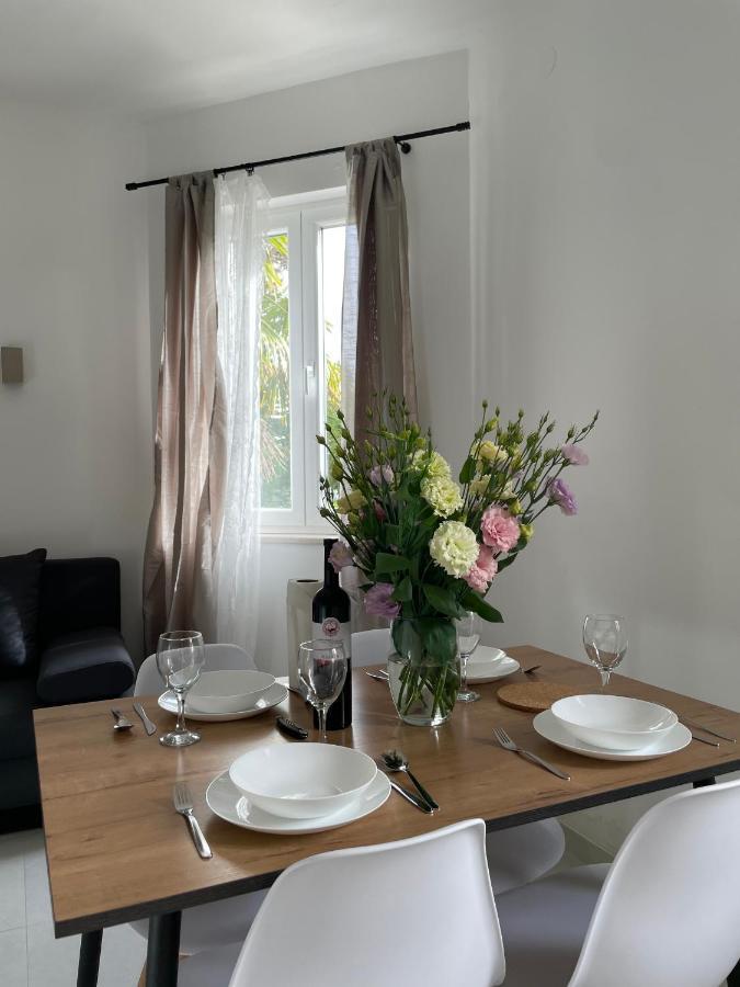 Kaštela Seaside Apartments מראה חיצוני תמונה