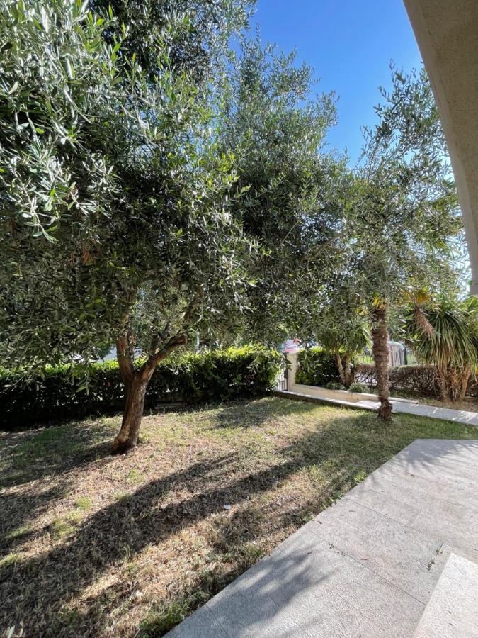 Kaštela Seaside Apartments מראה חיצוני תמונה