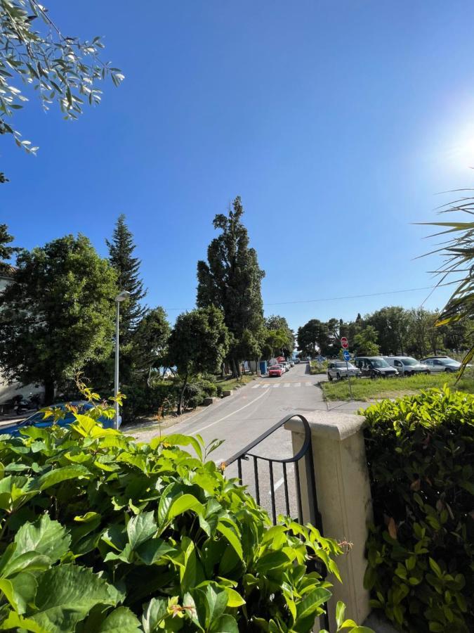 Kaštela Seaside Apartments מראה חיצוני תמונה