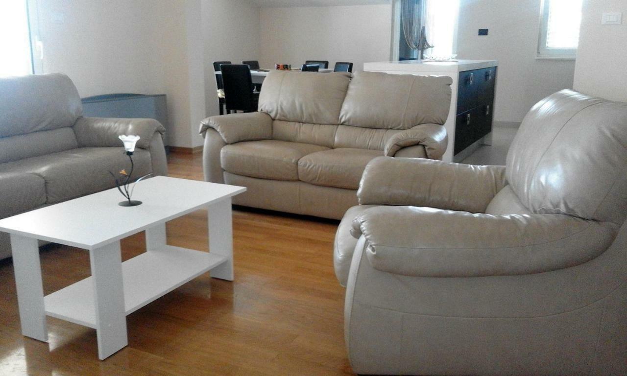 Kaštela Seaside Apartments מראה חיצוני תמונה